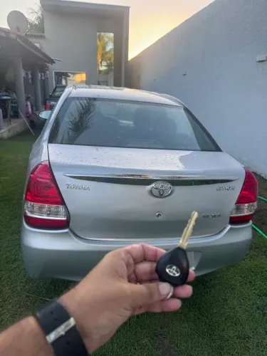 Toyota Etios XLS Sedan 1.5 Flex 16V 4P Mec. 2015