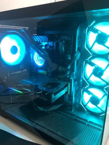COMPUTADOR GAMER RX 9060 XT