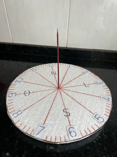 Maquete Relógio Solar