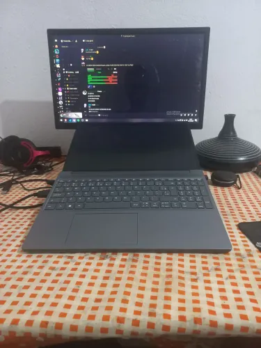 Lenovo Ideapad Slim 3