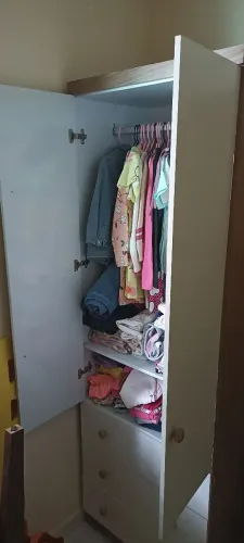 Guarda roupa infantil