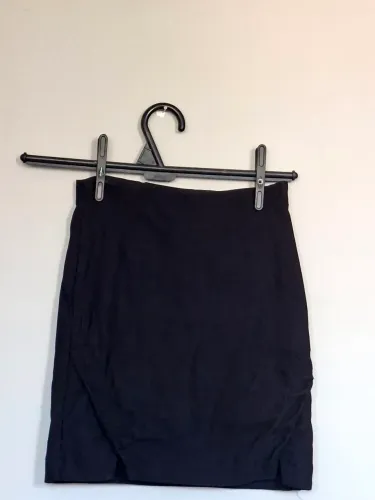 Mini shorte saia preta