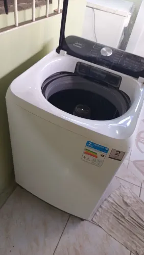 Máquina de lavar 1 ano de uso