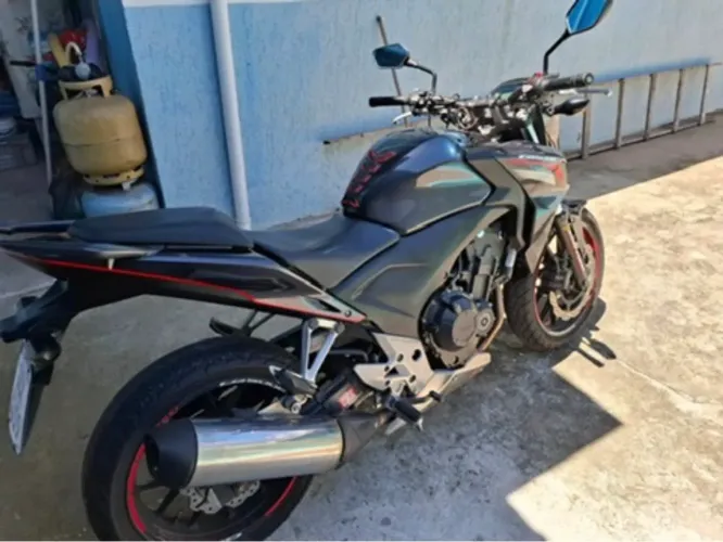 Cb500 F impecável pouco rodada