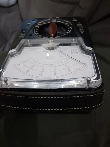 Multímetro Analógico - Vintage