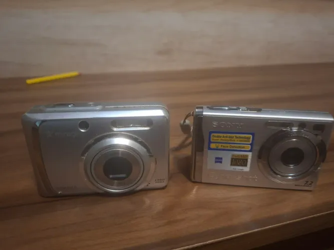 Camera digital sony e mirage ( anuncio)