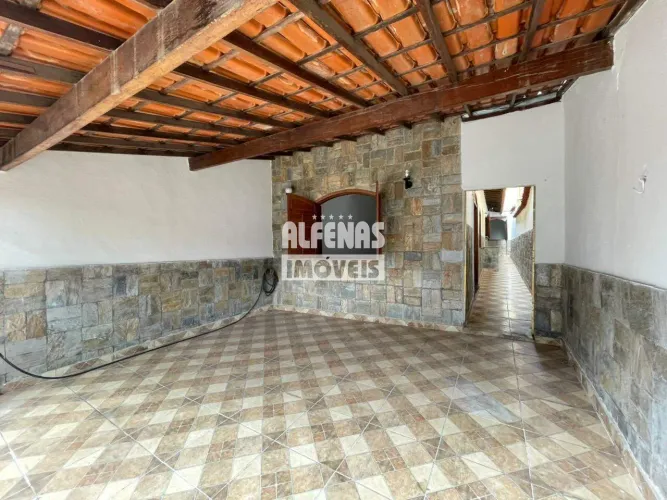 CASA | 3 QUARTOS | SUÍTE | ÁREA GOURMET | 165m² | GLÓRIA