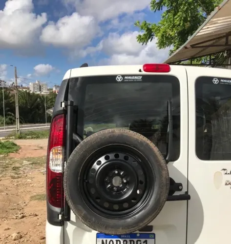 Suporte para pneu Doblò 