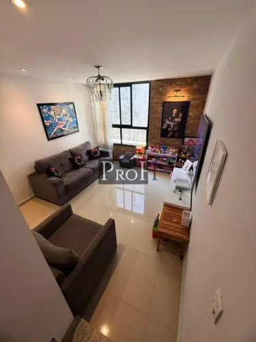 Casa em condomínio 2 quartos Santa Maria Santo André