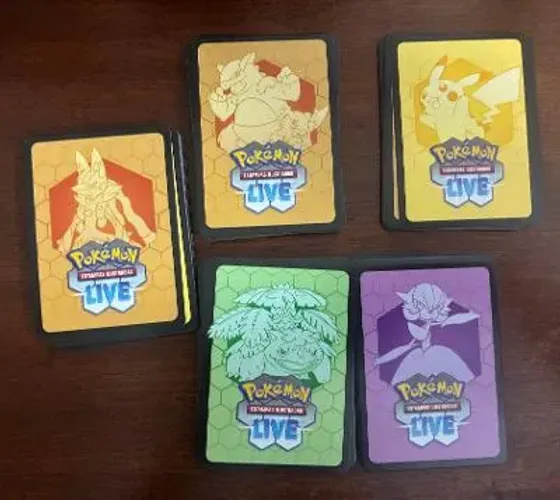 100 códigos para resgate digital de Pokemon - Celebração de 30 anos