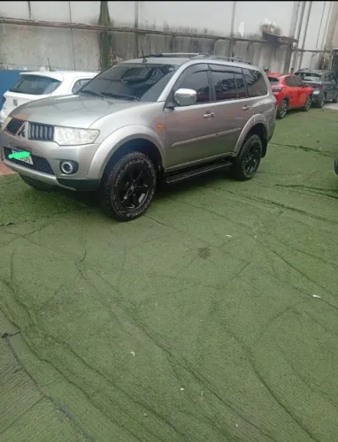 Mitsubishi Pajero Dakar 3.2 4X4 T.i. Dies. 5P Aut. 2012