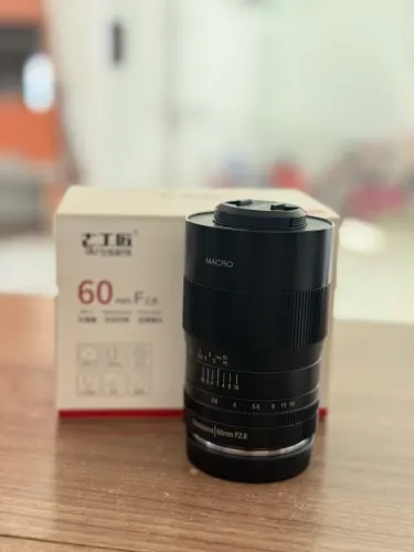 Lente 60m 2.8 7artisans para Sony