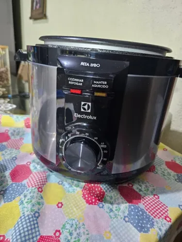 Panela de Pressão Elétrica Electrolux por Rita Lobo 5L
