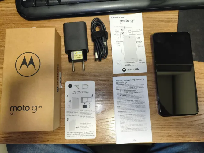 Smartphone Moto G84 5G 256GB/8GB