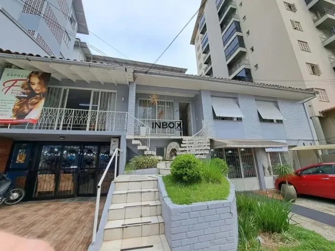 Inbox Cia Imobiliária Vende Casa no bairro Centro em Bento Gonçalves