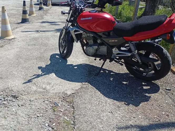 Vendo kawassaki er5 500cc 49cv raridade.