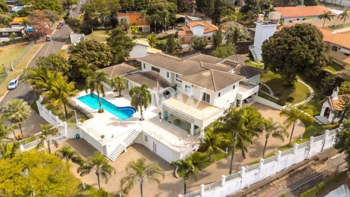 CASA A VENDA NO CONDOMÍNIO VALE DAS LARANJEIRAS NA CIDADE DE INDAIATUBA SP