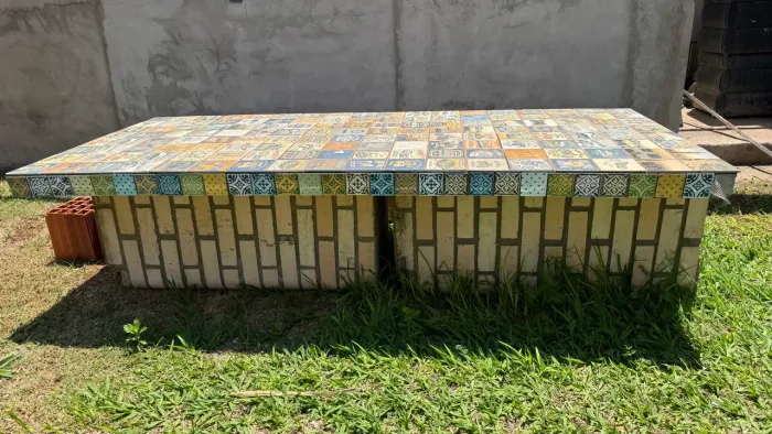 Bancada de concreto para churrasqueira / chácara