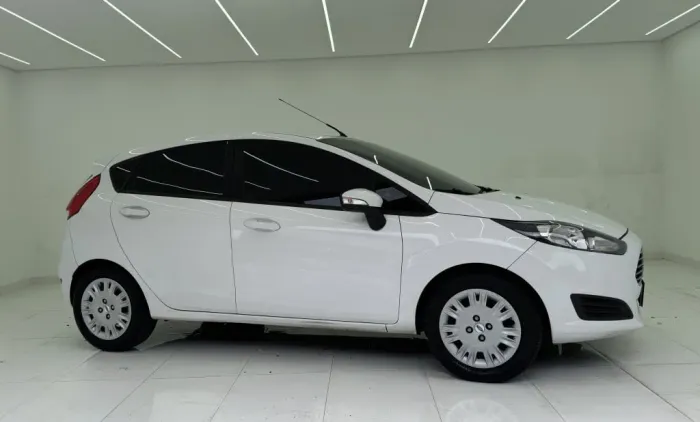 Ford Fiesta 1.6 SE Hatch 16V Flex 4P Powershift 2017
