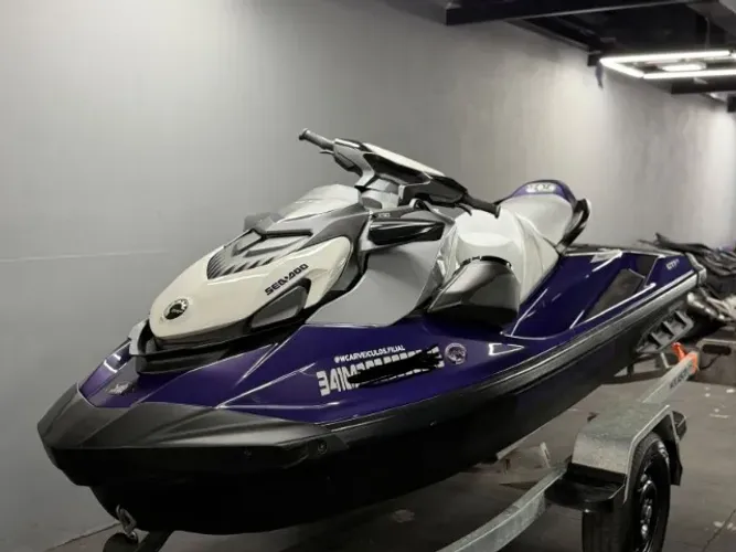 JET SKI SEA DOO GTI SE 170 COM SOM 14 HORAS USO