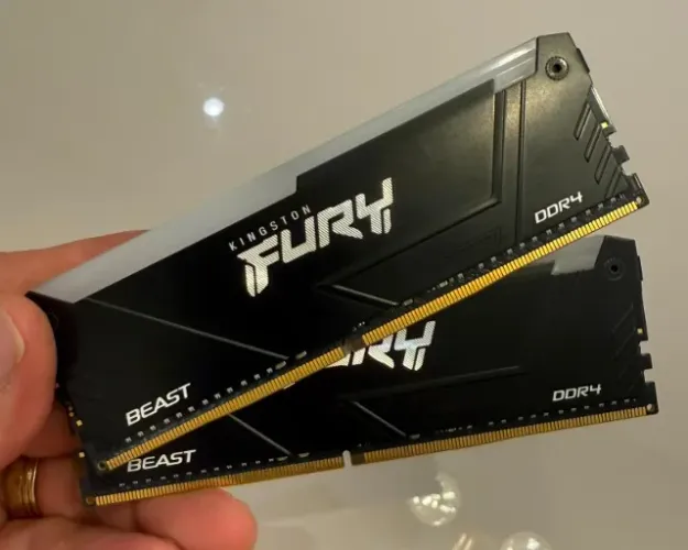 Memória Kingston FURY Beast DDR4 32GB (2x16Gb) (leia a descrição)