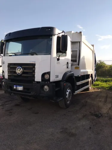 Volkswagem 17.260 2018 Compactador de lixo