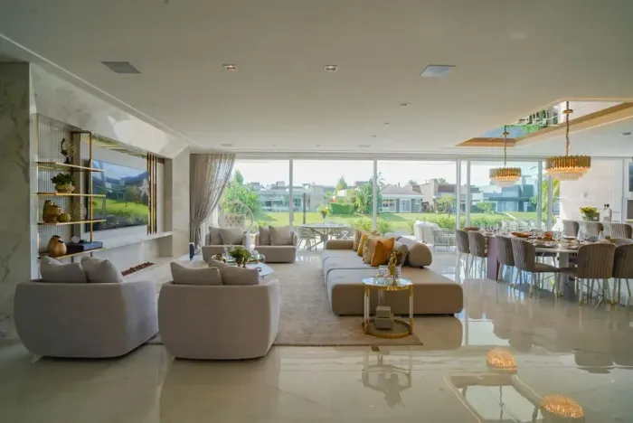 Sobrado 6 dorm/quartos (6 suítes), 1000m², mobiliado, elevador, piscina e lazer completo