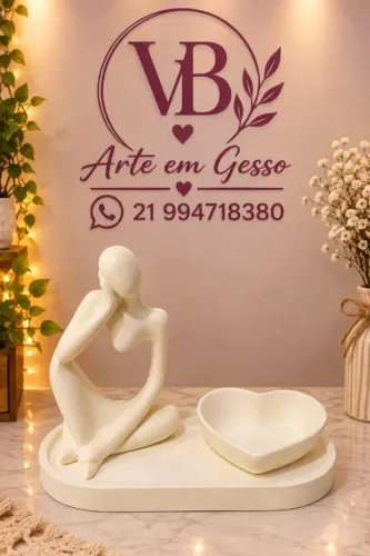 Lembrancinhas de gesso com 3peças