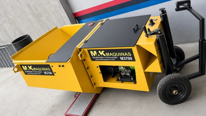 Vendo Máquina Extrusora de fazer meio fio