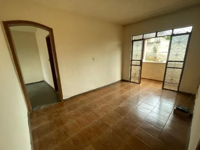 ALUGO CASA NO BAIRRO AGOSTINHO SIMONATO