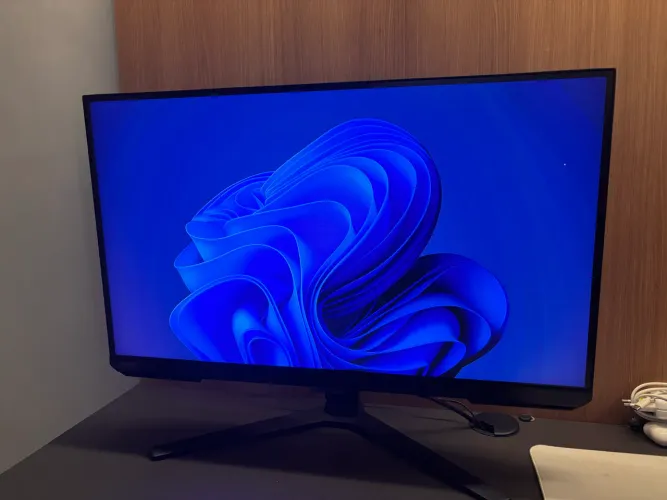 Monitor Samsung Odyssey G40 27 polegadas - FHD 240hz