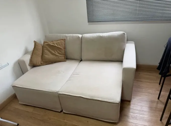 Sofá retrátil