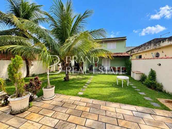 Casa com 350 m², 5 quartos sendo 4 suítes à venda no bairro Guaratiba.
