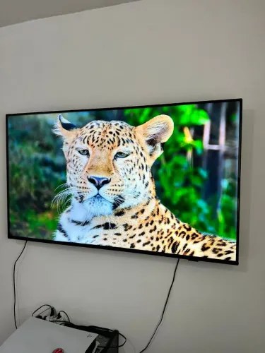 TV 4k Smart 50"Philco tela infinita HDR