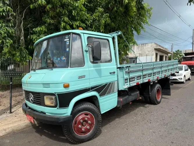 MB 608 1986 - REVISADO