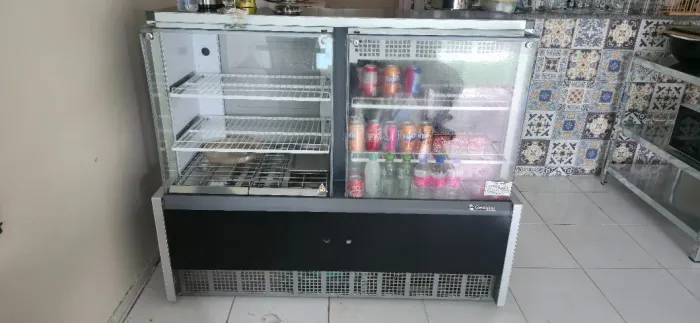 FREEZER EXPOSITOR GELOPAR MODELO GQEA-140R