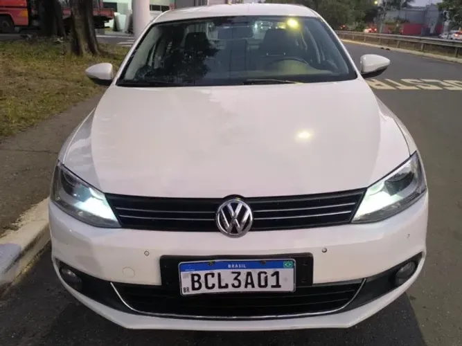 Volkswagen Jetta Comfortline 2.0 T.flex 8V 4P Tipt. 2013