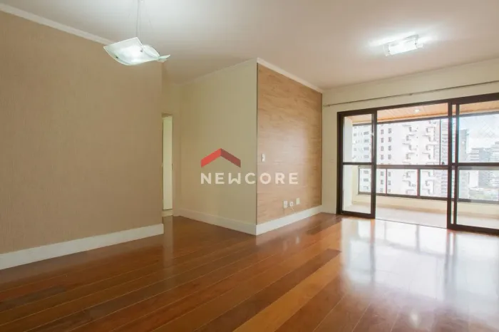 Apartamento em Rua Bueno Brandão - Vila Nova Conceição - São Paulo/SP