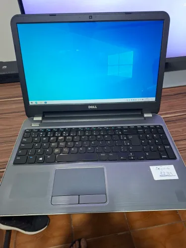 Notebook Dell Inspiron 15R i7/8GB RAM/ SSD 250GB/Placa Dedicada Radeon/Bateria Excelente