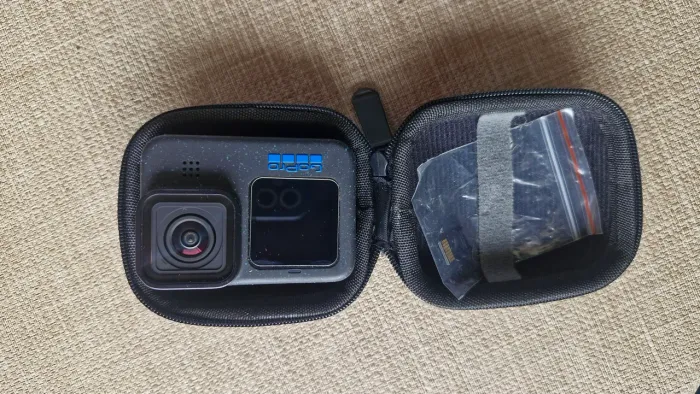 GOPRO12 POUCO USO