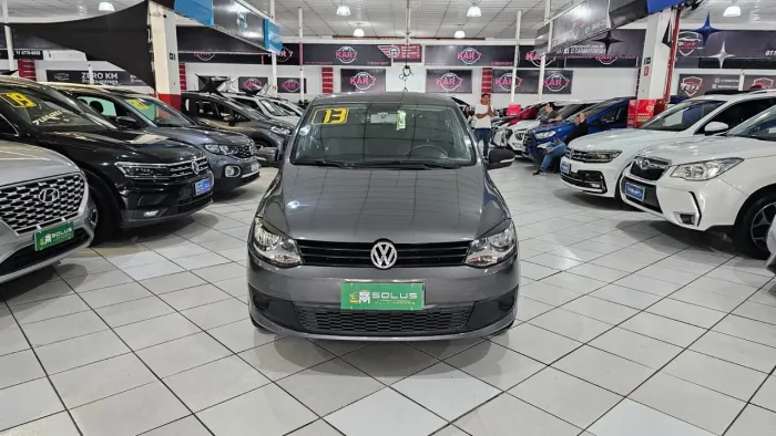 Volkswagen Fox Trendline 1.0 Flex 8V 5P 2013