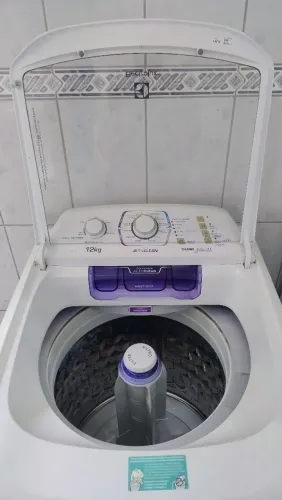 Máquina de Lavar Electrolux 12 kg - Cesto Inox