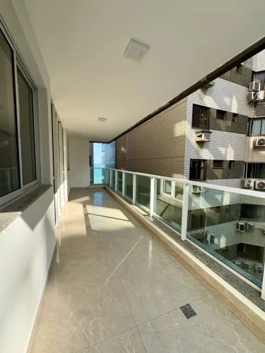 Apartamento 4 Suítes | 152m² | Lateral para o Mar | Praia da Costa