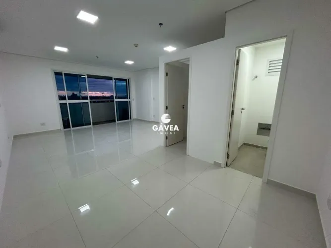 Conjunto Comercial/sala à venda no Centro em São Vicente.