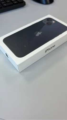 iPhone 13 256GB