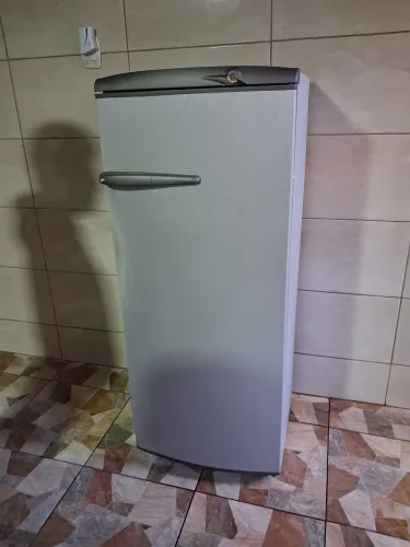 Geladeira bom estado