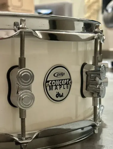 Caixa Pdp Concept Maple 14x5,5<br>VAI JUNTO BAG SOLID SOUND + BAQUETA