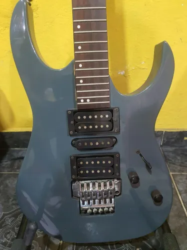 guitarra Washburn WR154