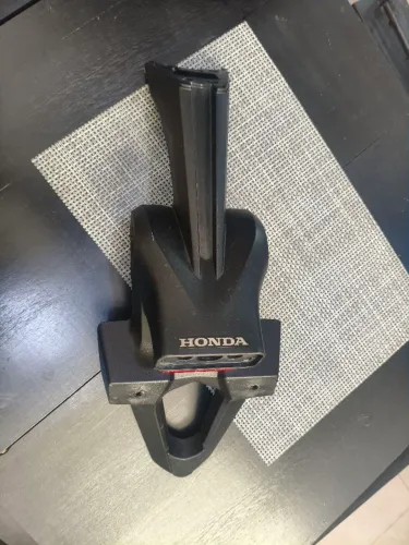 Suporte de placa original Hornet