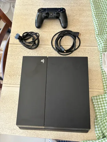 PS4 Fat 1tb + Manete + 7 jogos
